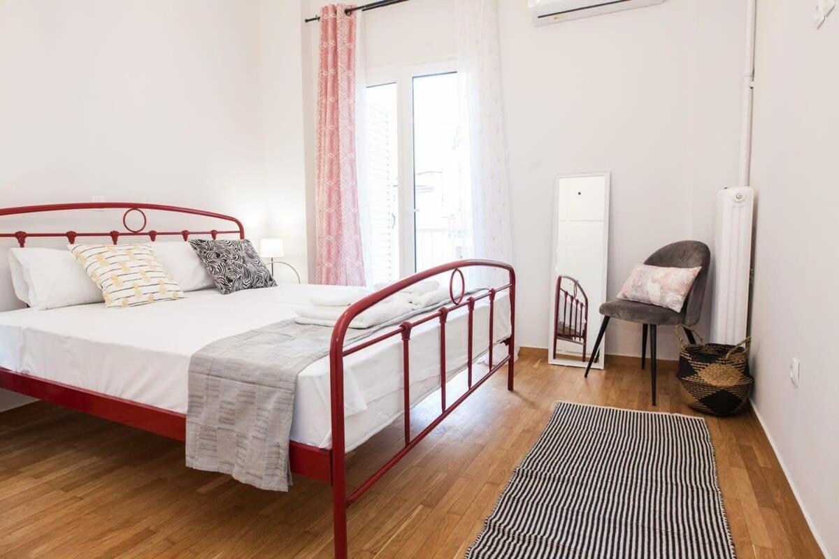 Contemporary Stylish Apartment Located Near Metaxourgeio Area Athens Ngoại thất bức ảnh